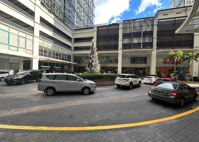 Apartment 2br In Makati- Good For 6! *