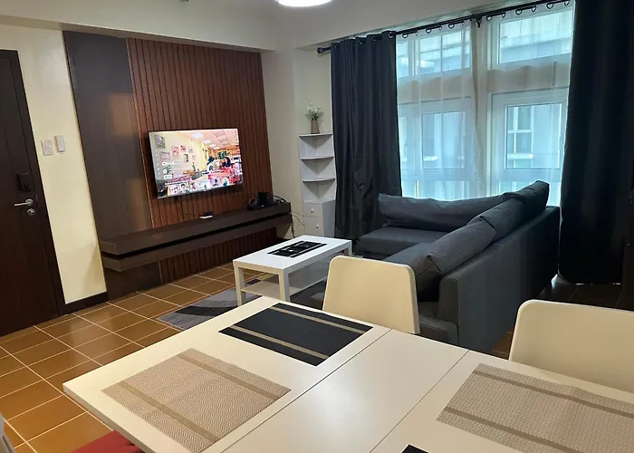 Apartment 2br In Makati- Good For 6!